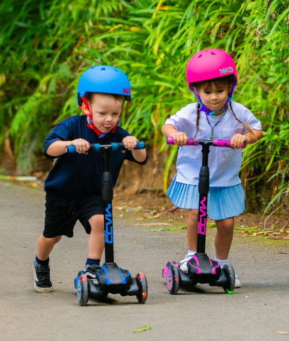 Madd Gear Zinger 3 Wheeled Scooter - Green Scooter Madd Gear 