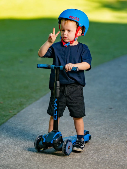 Madd Gear Zinger 3 Wheeled Scooter - Blue Scooter Madd Gear 